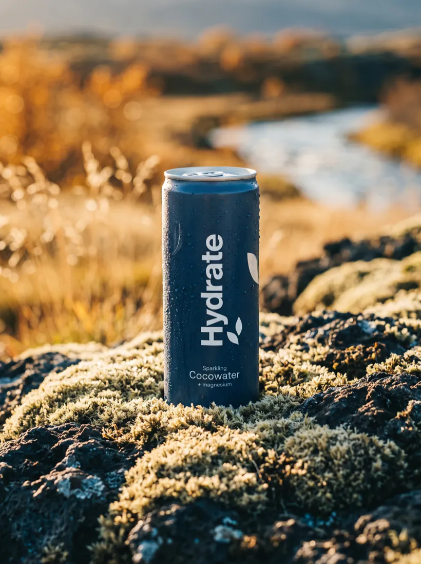 Hydrate Original Coco á mosavöxnu hrauni við jökulá að hausti